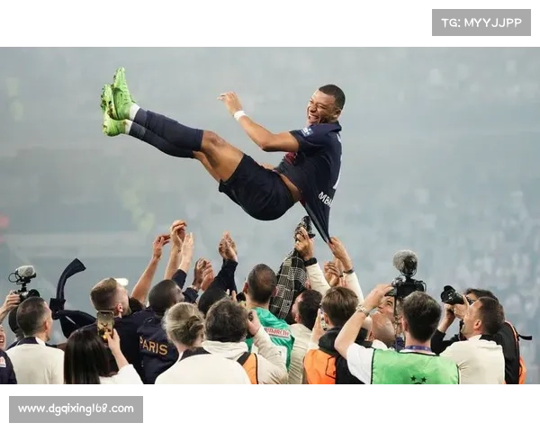 姆巴佩成为全球最年轻亿万富翁 打破纪录的背后故事与成就