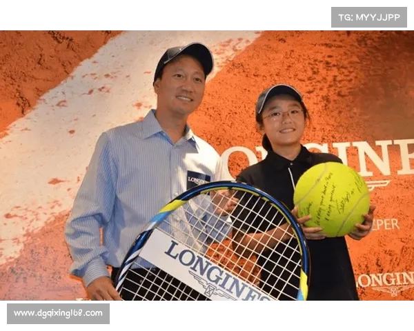 张德培凭借精准发球与出色反击技术成功夺冠澳门网球名人赛 张德培凭借精准发球与出色反击技术成功夺冠澳门网球名人赛